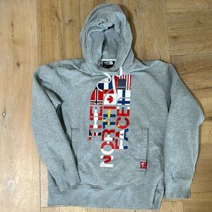 The North Face ru/14 hoody size medium for sale.